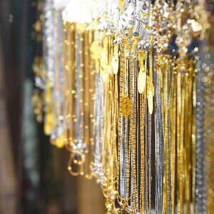 50pcs WEARABLE MYSTERY JEWELLERY LOT Mixed Jewellery Types Styles Colours *READ